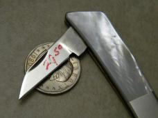 Gerber Portland, OR 97223 USA Pearl Silver Knight Lockback Knife 