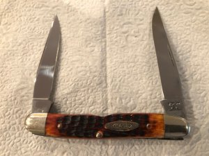 Case XX U.S.A. MUSKRAT 9 dots red bone