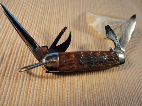 VALLEY FORGE CUTLERY CO NEWARK NJ JIGGED BONE UTILITY KNIFE ETCHED "VALLEY FORGE BOY SCOUT KNIFE" VALLEY FORGE CUTLERY CO NEWARK NJ JIGGED BONE UTILITY KNIFE ETCHED "VALLEY FORGE BOY SCOUT KNIFE"