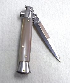 NEW FRANK BELTRAME 9" FRENCH BOVINE HORN ITALIAN STILETTO
