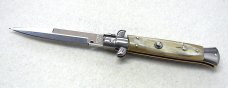 NEW FRANK BELTRAME 9" FRENCH BOVINE HORN ITALIAN STILETTO
