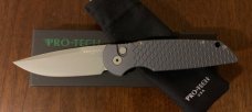 Pro-Tech TR3 X1 Smoke Gray 154CM Fish Scale Grip Pro-Tech TR3 X1 Smoke Gray 154CM Fish Scale Grip