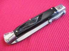 Italian Limited Edition Manual Open Swing Guard Stiletto Knife - A.G.A CAMPOLIN Italy Italian Limited Edition Manual Open Swing Guard Stiletto Knife - A.G.A CAMPOLIN Italy