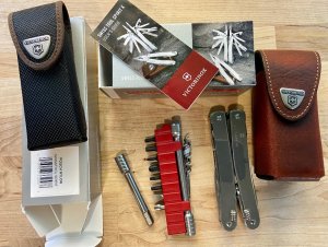 Victorinox Swiss Tool Spirit X with ratchet, bits, extension, cork screw and pouches, free shipping 