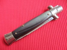 Vintage 1960's Italian Button Open / Close Stiletto Switchblade Vintage 1960's Italian Button Open / Close Stiletto Switchblade