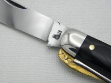 Queen Cutlery #40 Heavy Electrician Jack in Smooth Black Delrin Handles, 1976, Queen Cutlery #40 Heavy Electrician Jack in Smooth Black Delrin Handles, 1976,