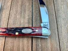 Case Copperhead Crimson Peach Seed Jigged Bone 2012 Junior Member Annual Club Knife Case Copperhead Crimson Peach Seed Jigged Bone 2012 Junior Member Annual Club Knife