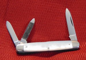  VINTAGE STA-SHARP STAINLESS CUTLERY NEW YORK  GENUINE PEARL WHITTLER  KNIFE 1927-1940