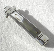 AKC LEVERLETTO 20cm - 8" BRAZILAN HORN WITH NEW MODIFIED BAYONET BLADE   