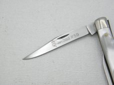 Queen Cutlery #59 Two Blade Serpentine In  Pearl:  2 5/8” closed, 1961-1971