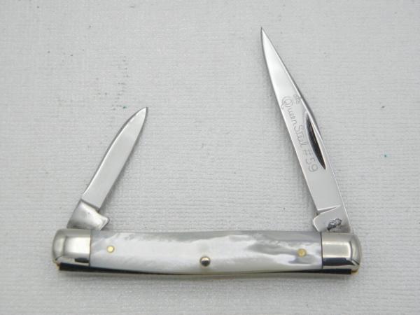 Queen Cutlery #59 Two Blade Serpentine In Pearl: 2 5/8” closed, 1971, etched blade Queen Cutlery #59 Two Blade Serpentine In Pearl: 2 5/8” closed, 1971, etched blade