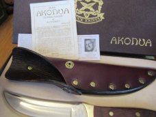Buck Akonua Model 402 