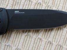 BENCHMADE CASBAH AUTO -  NIB