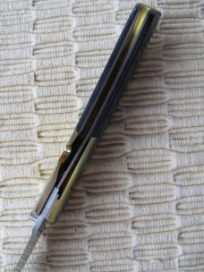 STAN FUJISAKA - GOLD & PURPLE GENTLEMAN'S LINER LOCK FOLDER STAN FUJISAKA - GOLD & PURPLE GENTLEMAN'S LINER LOCK FOLDER