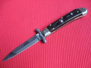 Italian MEDICI Style Horn Swing Guard STILETTO Switchblade