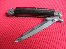 Italian MEDICI Style Horn Swing Guard STILETTO Switchblade Italian MEDICI Style Horn Swing Guard STILETTO Switchblade