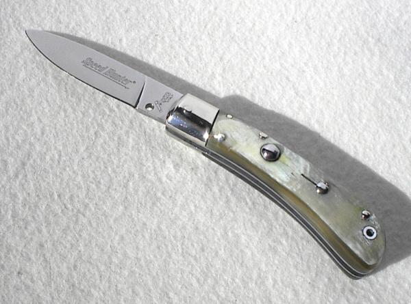 NEW OLD STOCK CLASSIC GENUINE HORN  ITALIAN AKC AUTO SPEED HUNTER NICKEL SILVER BOLSTERS