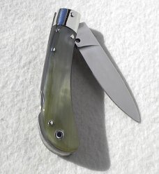 NEW OLD STOCK CLASSIC GENUINE HORN  ITALIAN AKC AUTO SPEED HUNTER NICKEL SILVER BOLSTERS