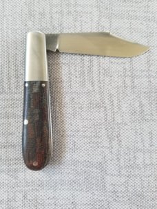 Kroo Traditional Clip Barlow...Blanket micarta scales.elongated steel bolsters..N690..coa & slip.. Kroo Traditional Clip Barlow...Blanket micarta scales.elongated steel bolsters..N690..coa & slip..