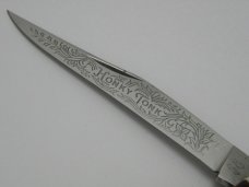Fight n Rooster Frank Buster Cut. Co. Germany "Honky Tonk"  Bone Texas Toothpick Knife