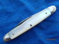 Passaic Knife Co Newark NJ Pearl  4 blade