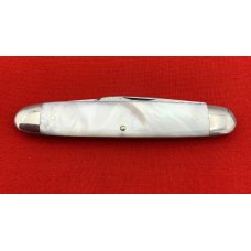 Vintage H. BOKER & CO EE Senator Pen “KING CUTTER” Pocket Knife c.1869-1944 Mother-of-Pearl Vintage H. BOKER & CO EE Senator Pen “KING CUTTER” Pocket Knife c.1869-1944 Mother-of-Pearl