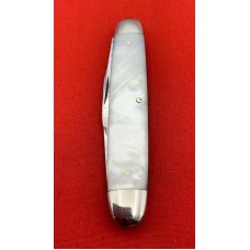 Vintage H. BOKER & CO EE Senator Pen “KING CUTTER” Pocket Knife c.1869-1944 Mother-of-Pearl Vintage H. BOKER & CO EE Senator Pen “KING CUTTER” Pocket Knife c.1869-1944 Mother-of-Pearl