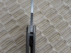 BESTECH KNIVES - GOBLIN - BRONZE WITH CARBON FIBER INLAY - NIB BESTECH KNIVES - GOBLIN - BRONZE WITH CARBON FIBER INLAY - NIB