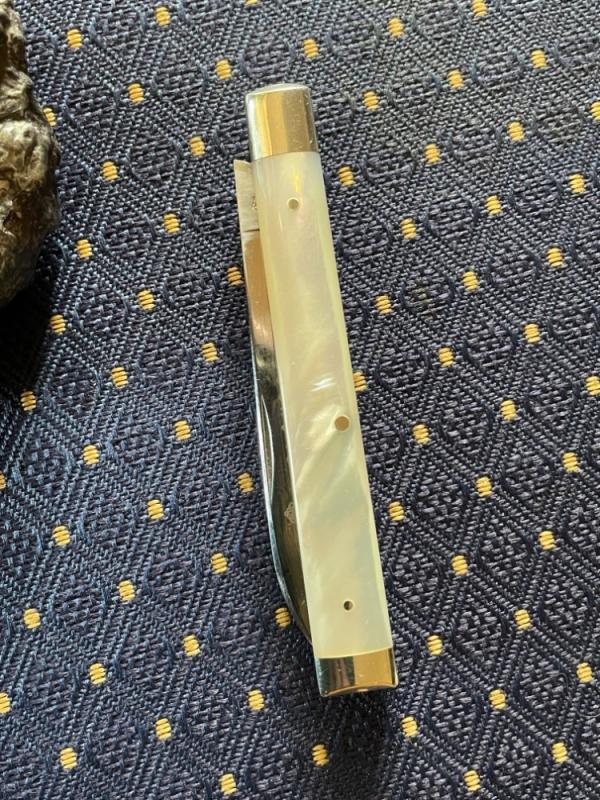 Queen MOP Doctors Knife, THE QUEEN PEARL # 96 Knife