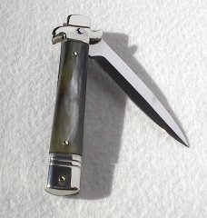 AKC LEVERLETTO 20cm - 8" BRAZILAN HORN NEW MODIFIED BAYONET BLADE AKC LEVERLETTO 20cm - 8" BRAZILAN HORN NEW MODIFIED BAYONET BLADE