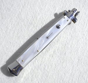 NEW OLD STOCK 13" SKM BAYONET STILETTO ACRYLIC WHITE PEARL MANIAGO ITALY