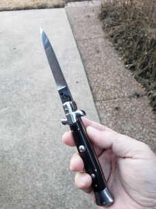 Vintage Frank B, B Rostfrei, dark horn. 8.75" Vintage Frank B, B Rostfrei, dark horn. 8.75"