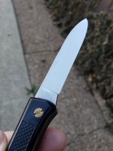 Vintage French Florinox slipjoint auto. Vintage French Florinox slipjoint auto.