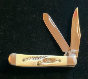 CASE Tiny Tapper Bone Stag with Sleeve and Tin