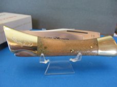 Case XX 1973 Curly Maple Shark Tooth Pattern # 7197 L SSP Case XX 1973 Curly Maple Shark Tooth Pattern # 7197 L SSP