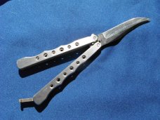 Vintage Japan 1980's Sliver Dragon stainless drop point balisong butterfly knife. Made in Japan!!! Vintage Japan 1980's Sliver Dragon stainless drop point balisong butterfly knife. Made in Japan!!!