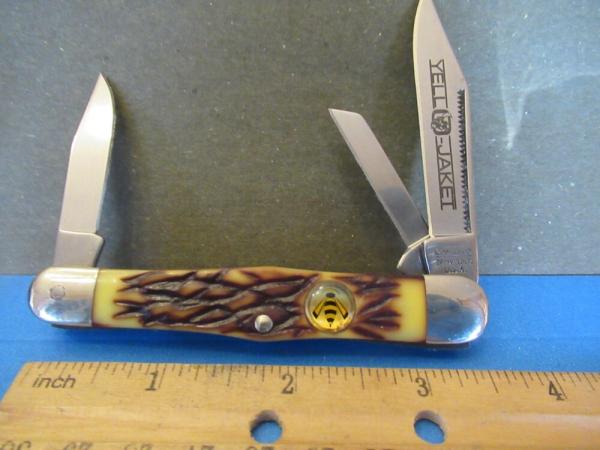 Camillus 2001 Yello-Jacket Series Whittler Model CMH1