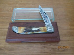 CASE XX STAINLESS USA (4 DOT) 1976, STAG, MODEL 5165  BICENTENNIAL KNIFE, IN PRESENTATION CASE