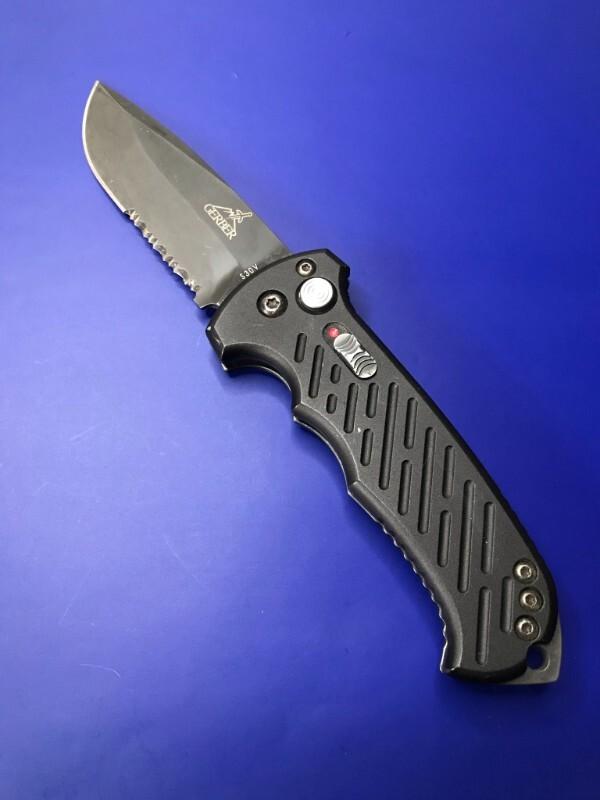 Gerber Auto 06 Tanto Automatic Knife Aluminum Scales Gerber Auto 06 Tanto Automatic Knife Aluminum Scales