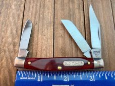 Schrade USA 340T Small Stockman Red Smooth Bone Schrade USA 340T Small Stockman Red Smooth Bone