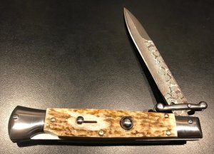 NEW - 9" Italian-Style Swing-Guard Stiletto with Deer Stag Horn Scales