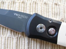 PRO TECH # 752 GODSON TUXEDO - BLACK & IVORY MICARTA HANDLES - NIB