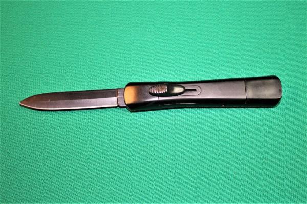 Black Switchblade Tactical OTF Knife - Plastic Handles Black Switchblade Tactical OTF Knife - Plastic Handles