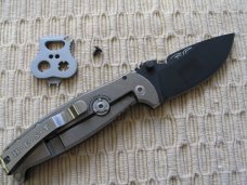 HEST DPx - CLASSIC FRAME LOCK - NIB HEST DPx - CLASSIC FRAME LOCK - NIB