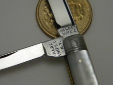 Walden Knife Co NY Pearl Doctor's Knife 1874-1923