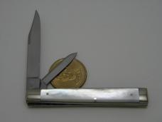 Northfield Knife Co  Pearl Doctor's Knife 1858-1919