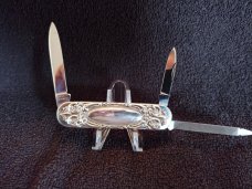 VINTAGE SILVER GENTLEMANS KNIFE,Made c.1978 by Towle Mfg Co of Newburyport, MA. Wholesale Importer. 