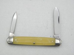 Queen Cutlery Co. #55 Sleeveboard Pen  in Imitation Onyx: 3 1/4” closed; 1955-1957