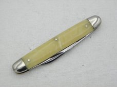 Queen Cutlery Co. #55 Sleeveboard Pen in Imitation Onyx: 3 1/4” closed; 1955-1957 Queen Cutlery Co. #55 Sleeveboard Pen in Imitation Onyx: 3 1/4” closed; 1955-1957