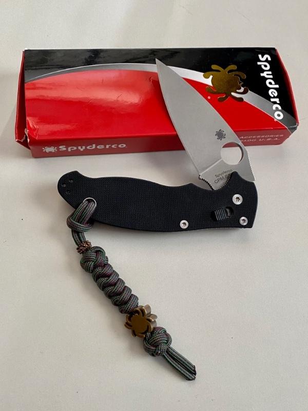 Spyderco Manix 2 S30V w/ Custom Lanyard Spyderco Manix 2 S30V w/ Custom Lanyard